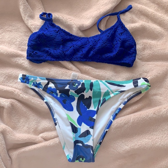 Aerie Bikini - Picture 1 of 3